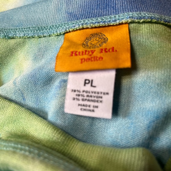Ruby Rd Petite Large tie dye soft fabric tunic top - Picture 3 of 4